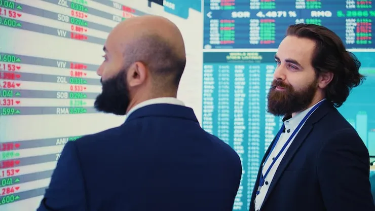 How to Choose the Right Brokerage for Your Needs