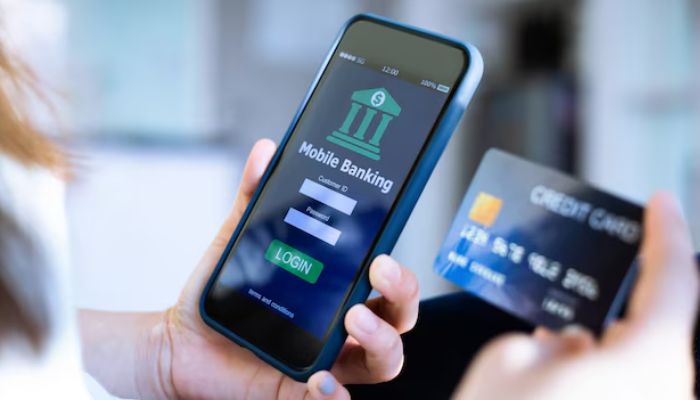 Digital Banking Key Benefits for Regular Users